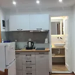 Aparthotel Llazari Himare