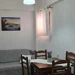 Llazari Aparthotel 3*