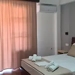 Llazari 3*