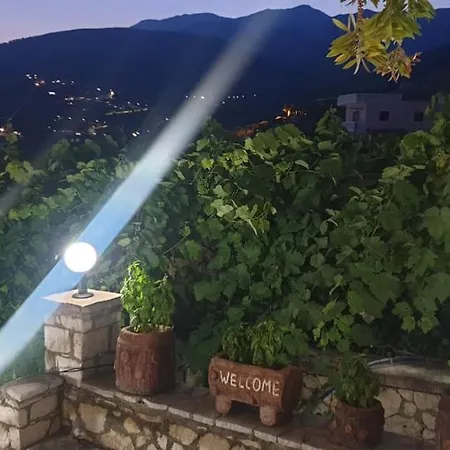 Llazari Apart Otel 3*