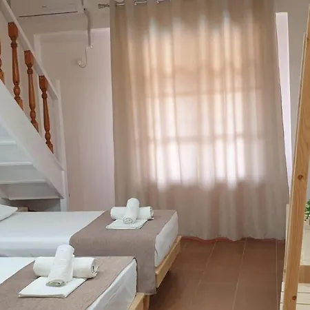 Llazari 3* Himarë