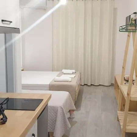 Llazari 3*
