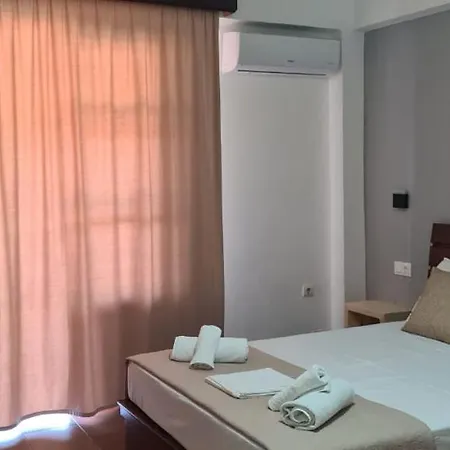 Llazari 3*