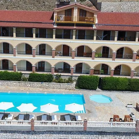 Llazari Aparthotel 3*